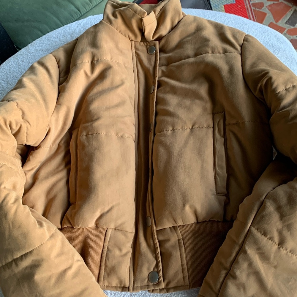SHEIN light brown short coat 100% Polyester with pockets.